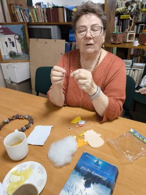 2025-ozdoby-z-filcu-007