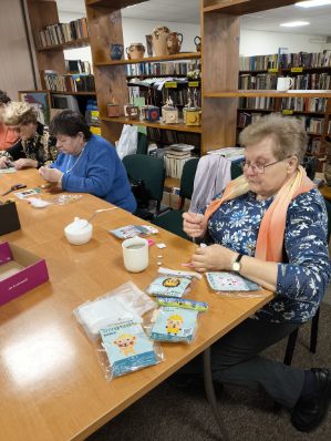 2025-ozdoby-z-filcu-010