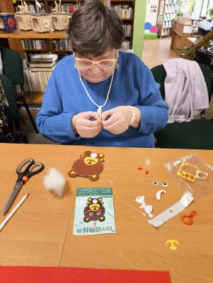 2025-ozdoby-z-filcu-035