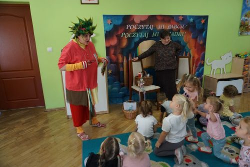 2025-Poczytaj-mi-babciu-poczytaj-mi-dziadku-przedszkole-011