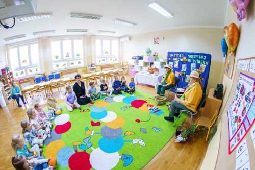 2025-Poczytaj-mi-babciu-poczytaj-mi-dziadku-przedszkole-018