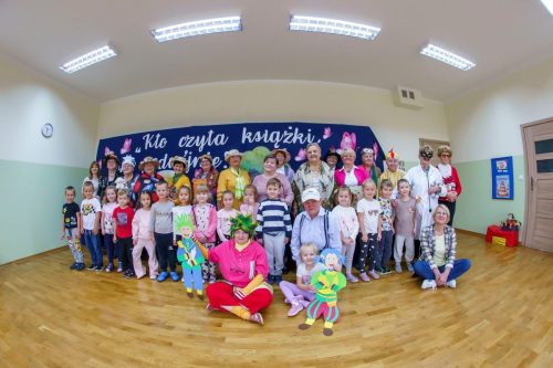 2025-Poczytaj-mi-babciu-poczytaj-mi-dziadku-przedszkole-019