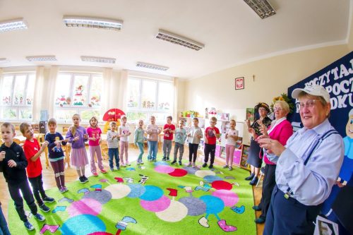 2025-Poczytaj-mi-babciu-poczytaj-mi-dziadku-przedszkole-027
