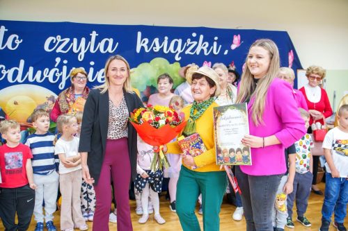 2025-Poczytaj-mi-babciu-poczytaj-mi-dziadku-przedszkole-045