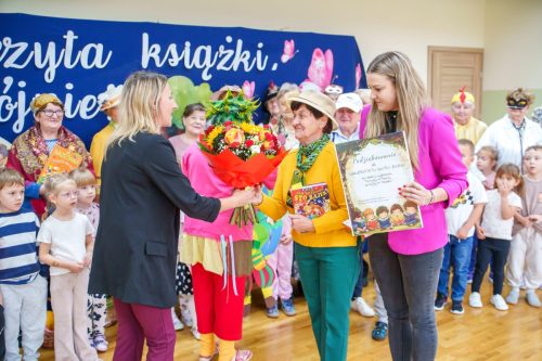 2025-Poczytaj-mi-babciu-poczytaj-mi-dziadku-przedszkole-051