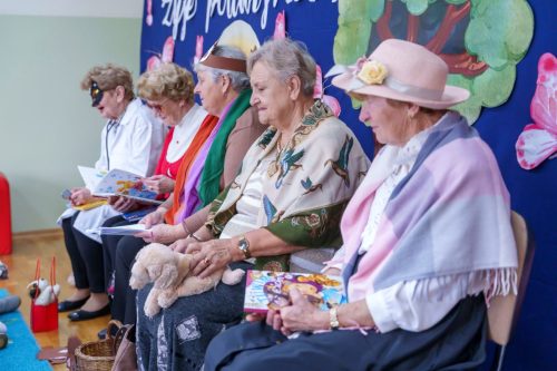 2025-Poczytaj-mi-babciu-poczytaj-mi-dziadku-przedszkole-072