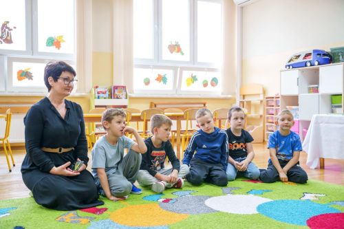 2025-Poczytaj-mi-babciu-poczytaj-mi-dziadku-przedszkole-079