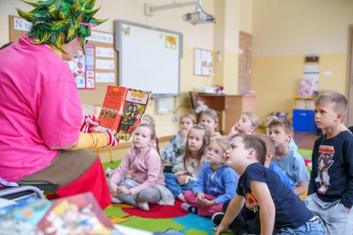 2025-Poczytaj-mi-babciu-poczytaj-mi-dziadku-przedszkole-083