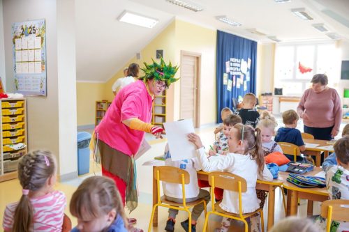 2025-Poczytaj-mi-babciu-poczytaj-mi-dziadku-przedszkole-093