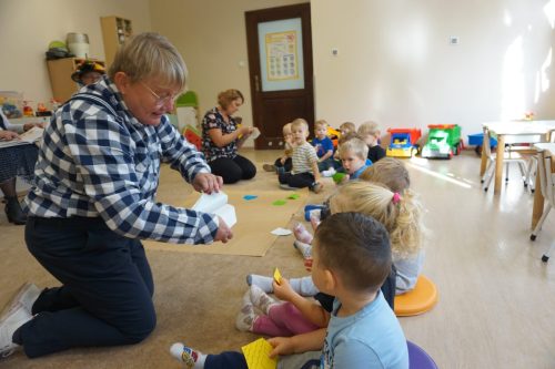 2025-Poczytaj-mi-babciu-poczytaj-mi-dziadku-zlobek-012