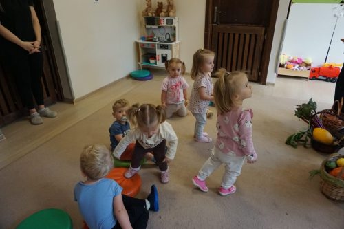 2025-Poczytaj-mi-babciu-poczytaj-mi-dziadku-zlobek-040