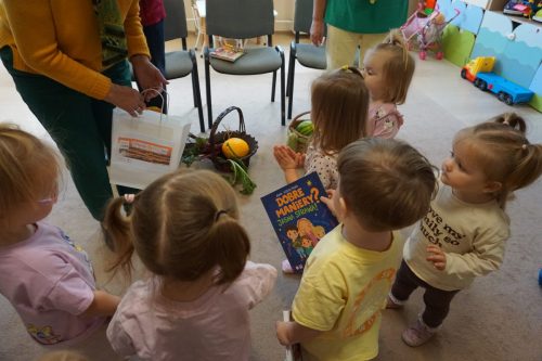 2025-Poczytaj-mi-babciu-poczytaj-mi-dziadku-zlobek-041