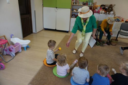 2025-Poczytaj-mi-babciu-poczytaj-mi-dziadku-zlobek-049