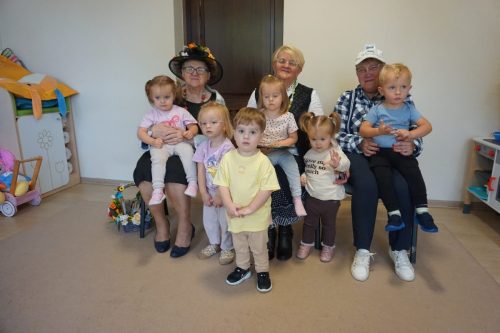 2025-Poczytaj-mi-babciu-poczytaj-mi-dziadku-zlobek-059