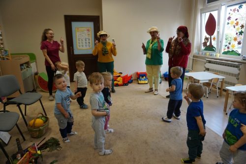 2025-Poczytaj-mi-babciu-poczytaj-mi-dziadku-zlobek-062