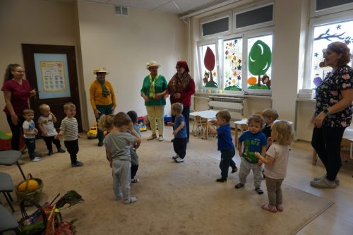 2025-Poczytaj-mi-babciu-poczytaj-mi-dziadku-zlobek-063