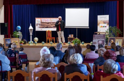 2025-Swiat-na-wyciagniecie-reki-J Kret-0054