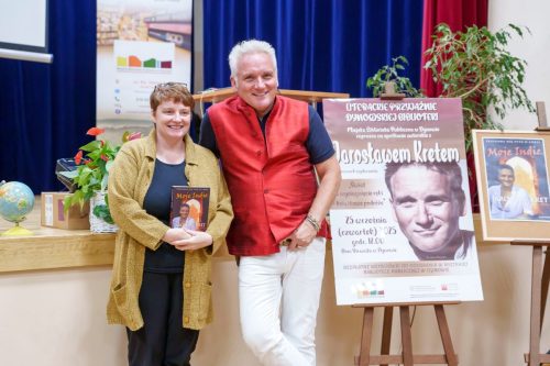 2025-Swiat-na-wyciagniecie-reki-J Kret-0077